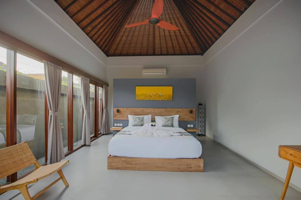 อูวู วิลลา Villa ชังกู ภายนอก รูปภาพ