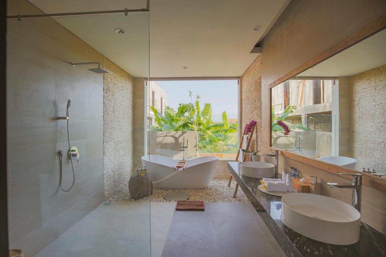 อูวู วิลลา Villa ชังกู ภายนอก รูปภาพ