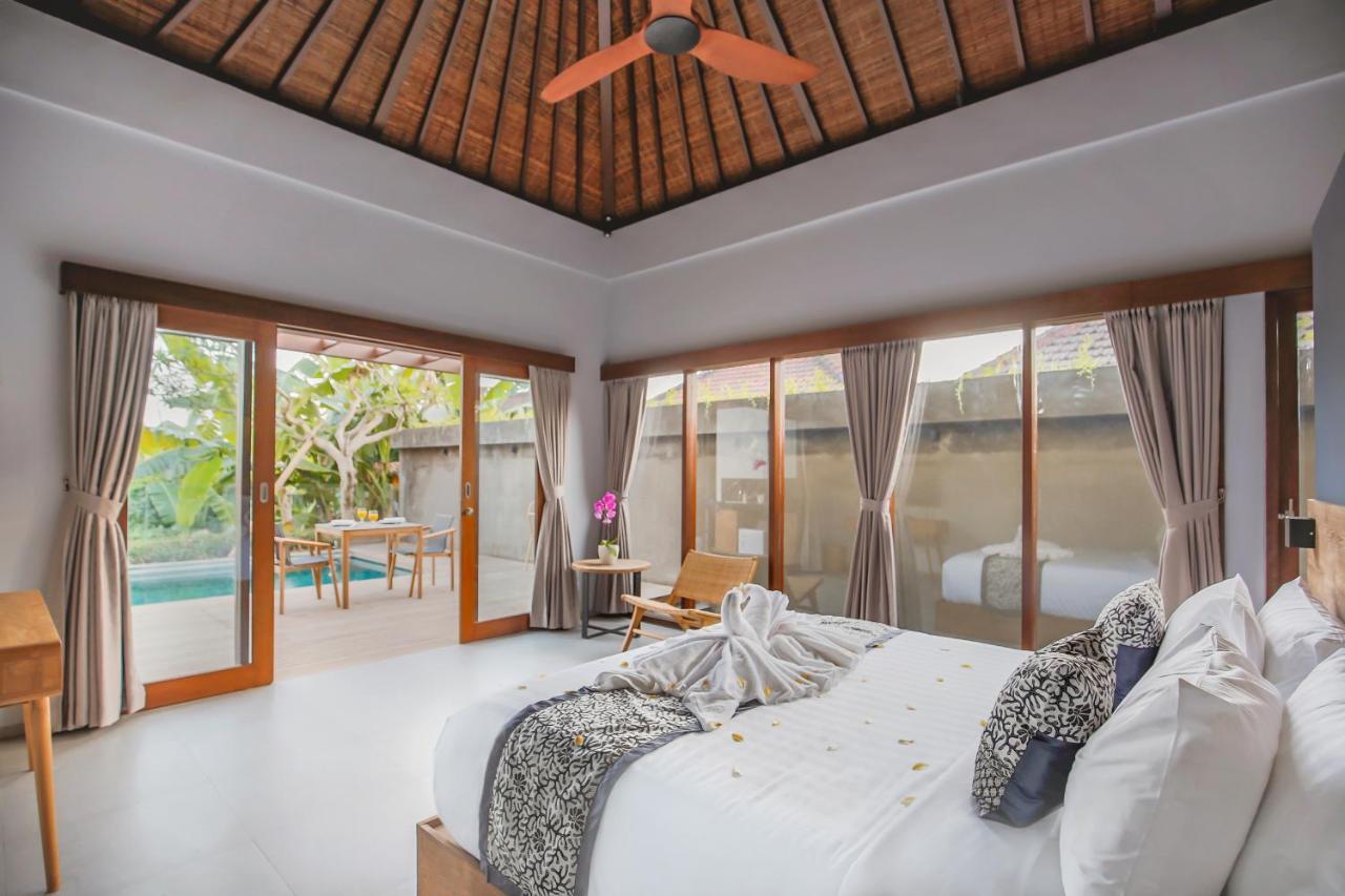 อูวู วิลลา Villa ชังกู ภายนอก รูปภาพ